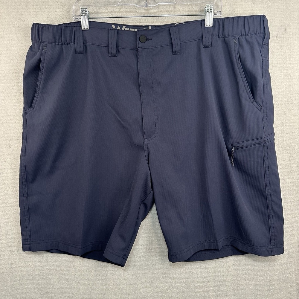 Wrangler Men's Blue Shorts 44 Hiking Fishing Outdoors Polyester Casual